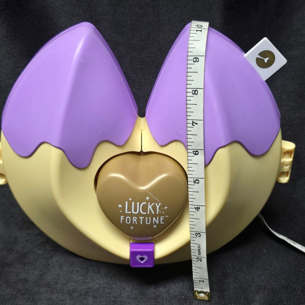 WowWee Lucky Fortune Cookie Shaped Collector's Case Jewelry Lockbox Storage Safe - Picture 15 of 16